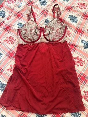 Auden Burgundy Chemise with Cream Lace Cups